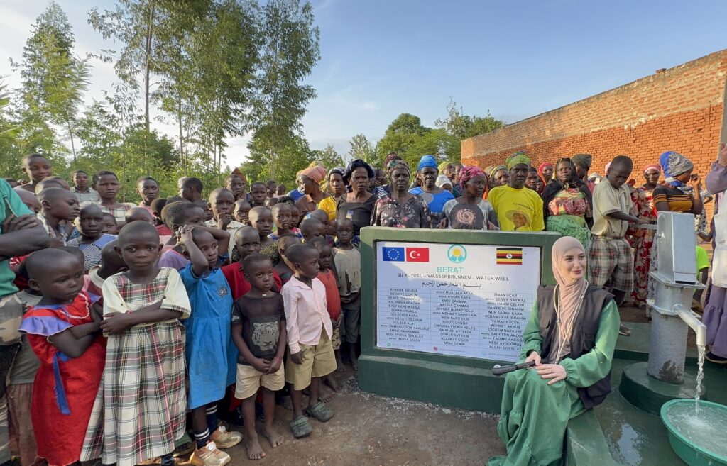 ⁠Eröffnung und Einweihung eines neuen Wasserbrunnens durch unseren Hilfsorganisationsverein in Uganda⁠.